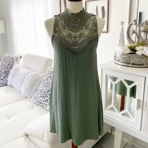 City Studio Mock Neck Dress. Size XS Olive Green.